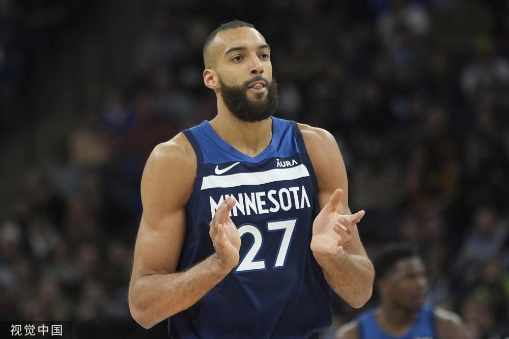 否处于越位 否处于越位