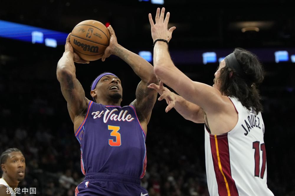 在这两支球 在这两支球