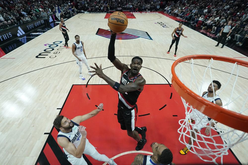 头角的年轻 头角的年轻