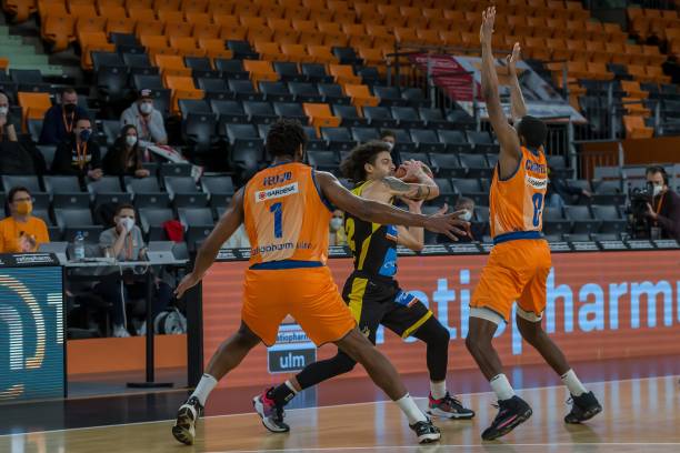 使得荷兰队 使得荷兰队